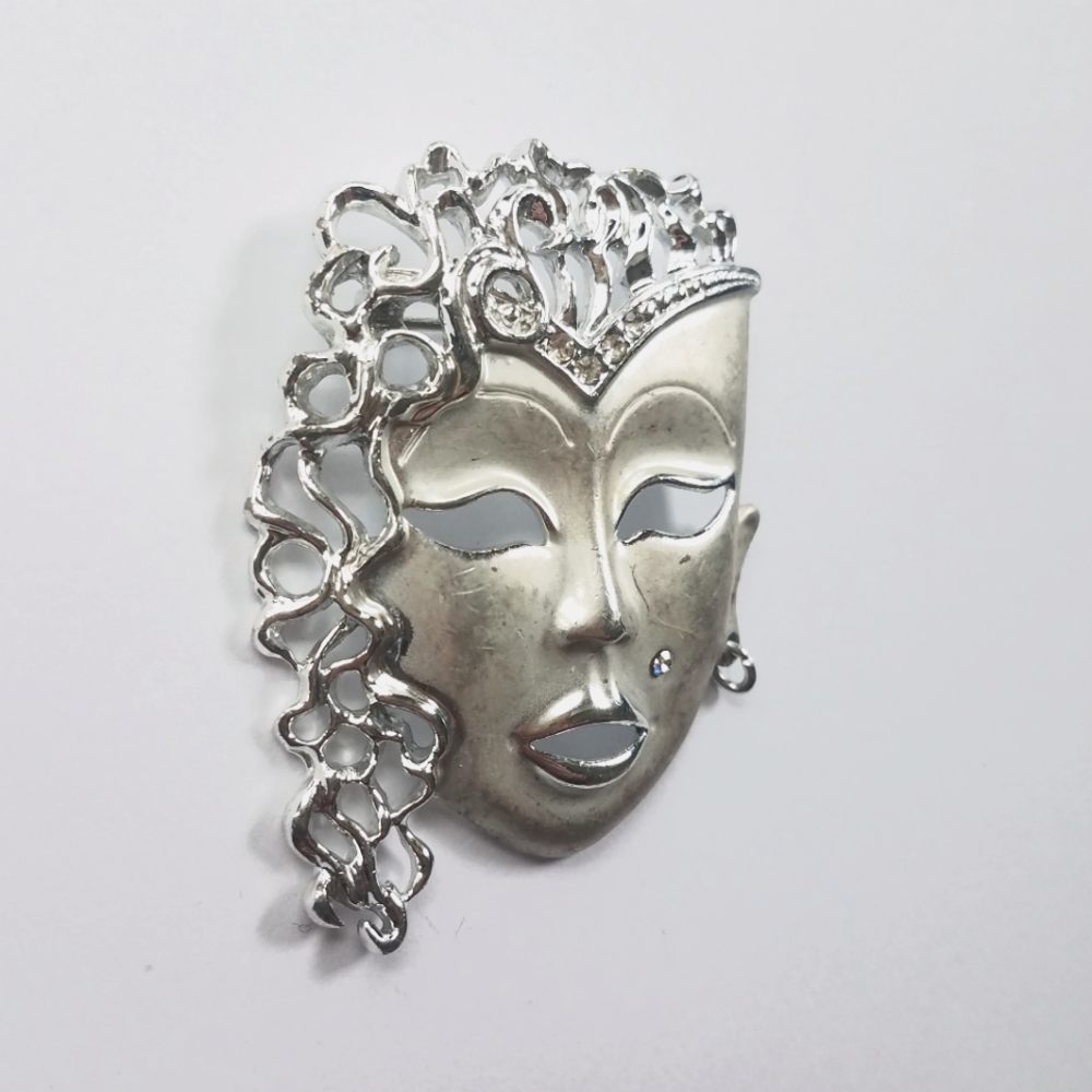 True vintage 1980s 80s brooch